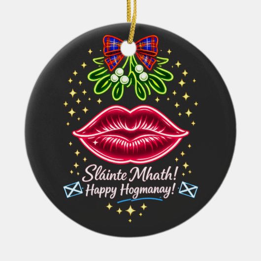 Scottish Hogmanay Mistletoe Neon Tartan Gift セラミックオーナメント (正面)