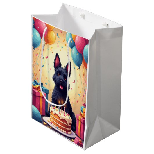 Scottish Terrier Birthday Celebration ミディアムペーパーバッグ (正面アングル)