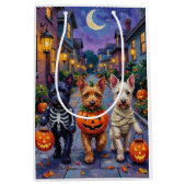 Scottish Terrier Dogs in Halloween Costumes ミディアムペーパーバッグ (正面)