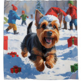 Scottish Terrier Running Snow with Christmas Hat シャワーカーテン (正面)
