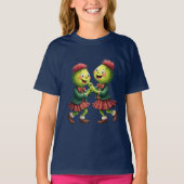 Scottish Thistles Wearing Plaid Dancing Ceilidh Tシャツ (正面)