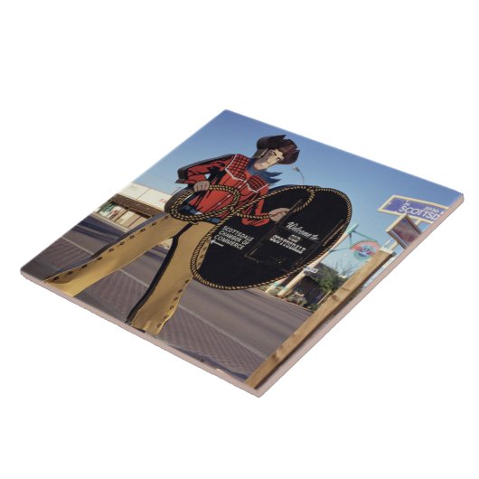 Scottsdalへのカウボーイの姿の印の歓迎する観光客 タイル (側面)