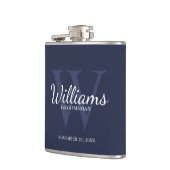 Script パーソナライズされた Groomsmenの名前とMonogram フラスク (左)