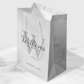 Script パーソナライズされた Groomsmenの名前とMonogram ミディアムペーパーバッグ