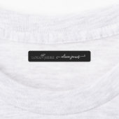 Script Custom logo and text black fabric clothing  ラベル (貼付)