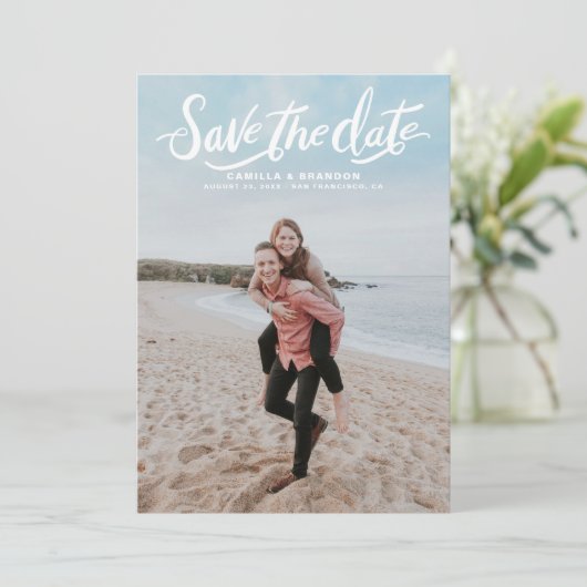 Script HandレタリングVertical Photo日付を保存 案内状 (スタンド正面)