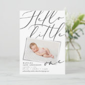 Script hello little one 1フォトモダンタイポグラフィ 案内状 (スタンド正面)