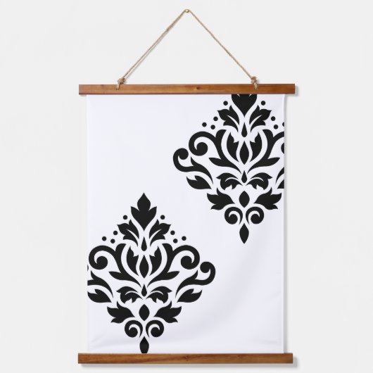 Scroll Damask Art I Black on White 吊り下げ型タペストリー (正面)