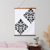 Scroll Damask Art I Black on White 吊り下げ型タペストリー (寝室)