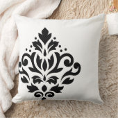 Scroll Damask Off-set I Black on White クッション (ブランケット)