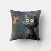 Scruffy Cat Staring at a Butterfly クッション (裏面)