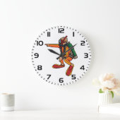 Scuba Diver in Orange Wetsuit Pointing ラージ壁時計 (ホーム)