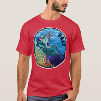 Scuba Diving In Bali Tシャツ