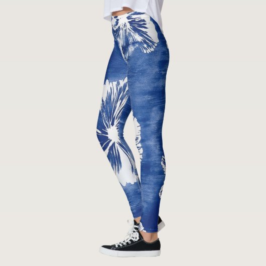 SDT レギンス (左)