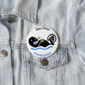SEA クール OTTER – 絶滅危惧動物グラフィック 缶バッジ (インサイチュ)