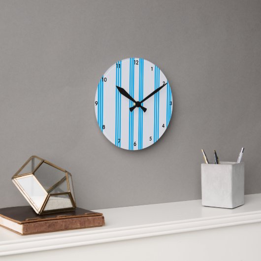 Sea Breeze Stripes Acrylic Wall Clock ラウンド壁時計 (オフィス)