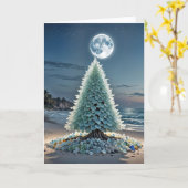 Sea Glass Christmas Tree On a Beach カード (黄色い花)
