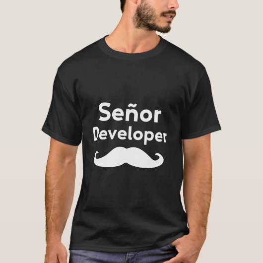 Seã±Or シニア開発者 - IT担当のプログラマーもじぱんち Tシャツ (正面)