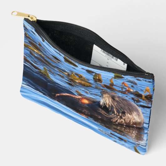 Sea Otter and the Octopus アクセサリーポーチ (見開き)