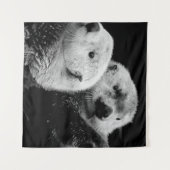 Sea Otters:白黒ペア。 タペストリー (正面(横))