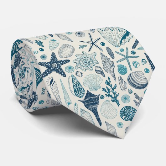 Sea shells on  off white ネクタイ (ロール)