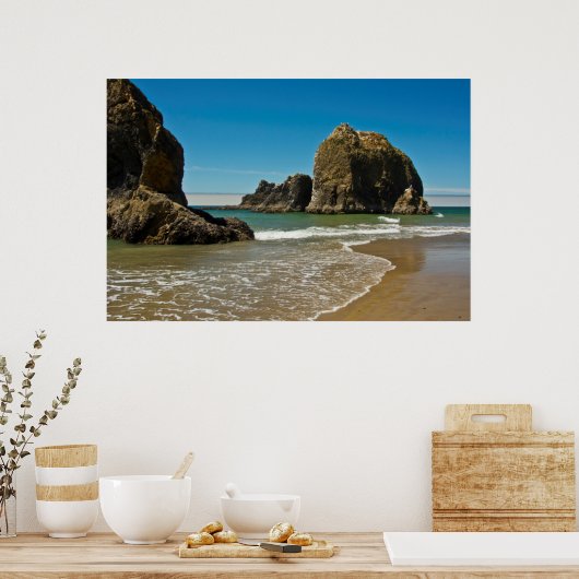 Sea Stacks, low tide, Oceanside，オレゴン，アメリカ ポスター (キッチン)