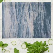 Sea water closeup キッチンタオル (折り畳み)