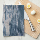 Sea water closeup キッチンタオル (四つ折り)