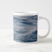 Sea water closeup ジャンボコーヒーマグカップ (右)