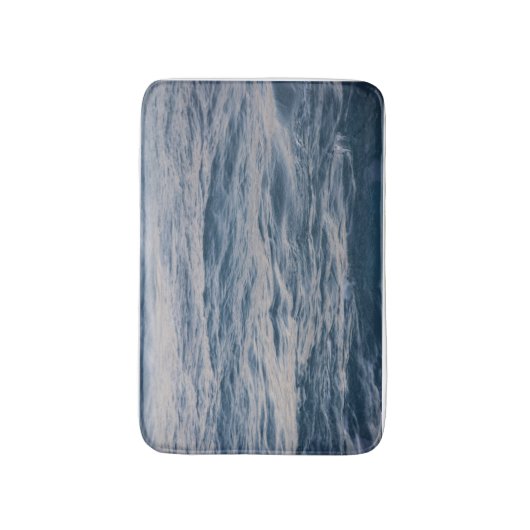 Sea water closeup バスマット (正面縦)