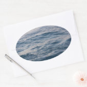 Sea water closeup 楕円形シール (封筒)