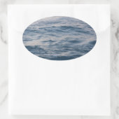 Sea water closeup 楕円形シール (バッグ)