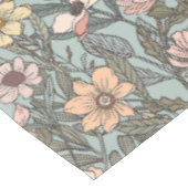 Seafoam Pink Yellow Retro Wildflower テーブルクロス (アングル)