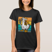 Seagull humorous bird lover funny artwork beach ca tシャツ (正面)
