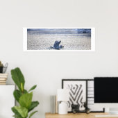 Seagull Spreading Wings in Water Poster ポスター (ホームオフィス)