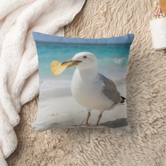 Seagull with a Potato Chip クッション (ブランケット)