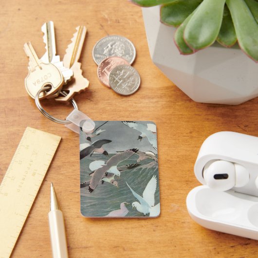Seagulls Over Ocean Waves by Louis Agassiz Fuertes キーホルダー (デスク)