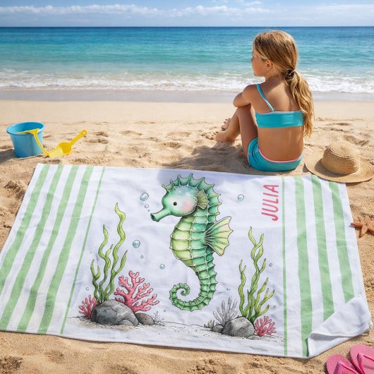 Seahorse in the Garden of Tides ビーチタオル