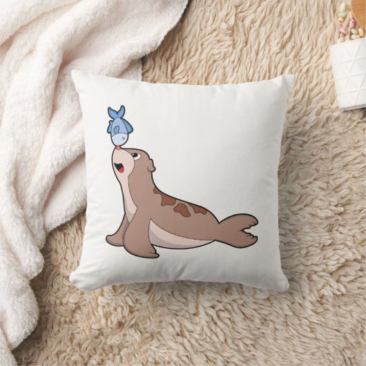 Seal with Fish (2).PNG クッション (ブランケット)