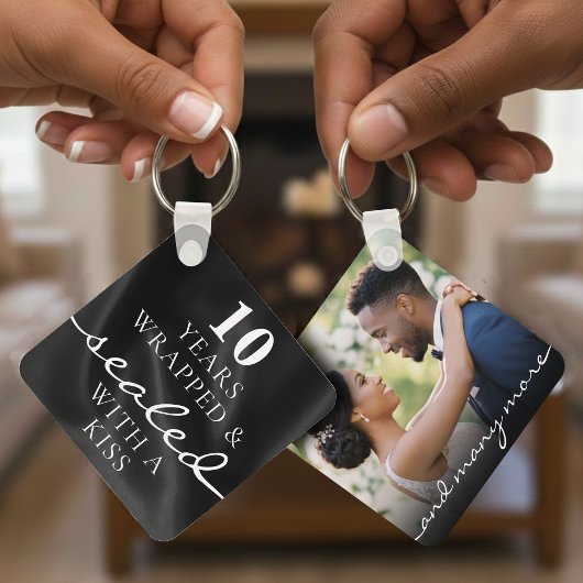 Sealed with a Kiss Black 10th Birthday Anniversary キーホルダー