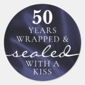 Sealed with a Kiss Blue 50th Birthday Anniversary ラウンドシール (正面)
