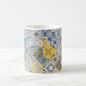 Seamless colorful patchwork tile with Islam, Arabi コーヒーマグカップ (中央)