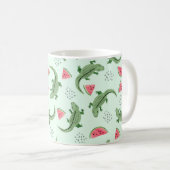 Seamless crocodile pattern with watermelon slices. コーヒーマグカップ (正面右)