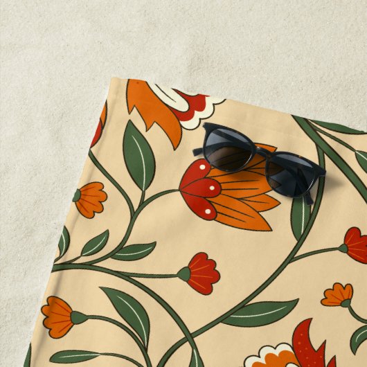 Seamless floral pattern in beige background ビーチタオル (インサイチュ)