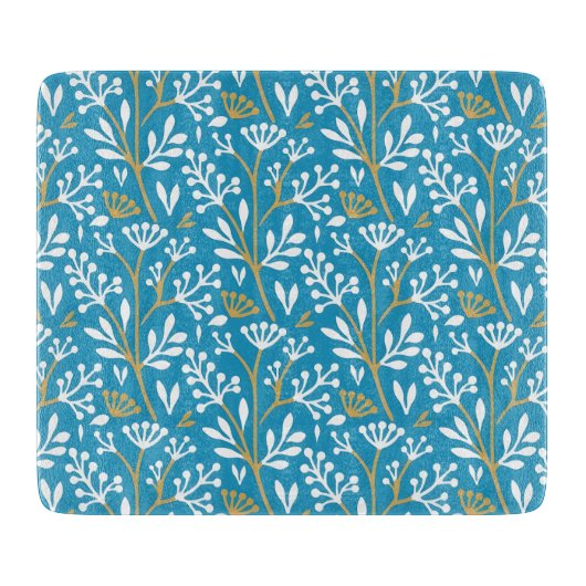 Seamless Floral Pattern: White and Gold on Blue カッティングボード (正面)