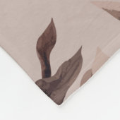 Seamless floral pattern with roses on light backgr フリースブランケット (角)