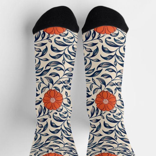 Seamless floral pattern with vibrant orange flower ソックス (上部)