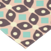 Seamless geometric pattern in dark brown leaf  テーブルクロス (アングル)