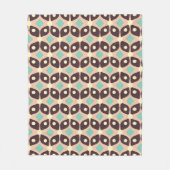 Seamless geometric pattern in dark brown leaf  フリースブランケット (正面)