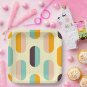 Seamless geometric pattern in retro vibes ペーパープレート (パーティー)